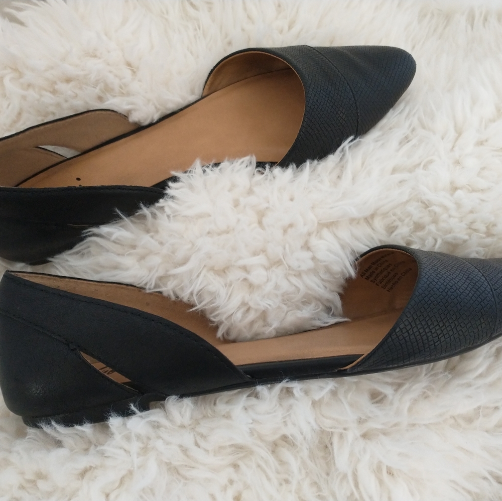 Fioni black faux leather flats with cut-outs